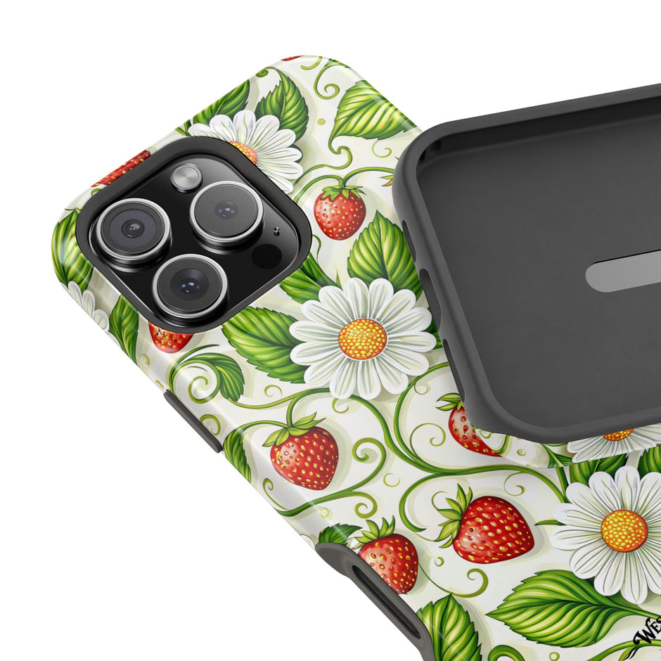 Strawberry Delight - Extreme MagSafe Phone Case