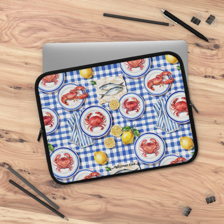 Seafood Picnic - Safe Harbor Laptop Sleeve
