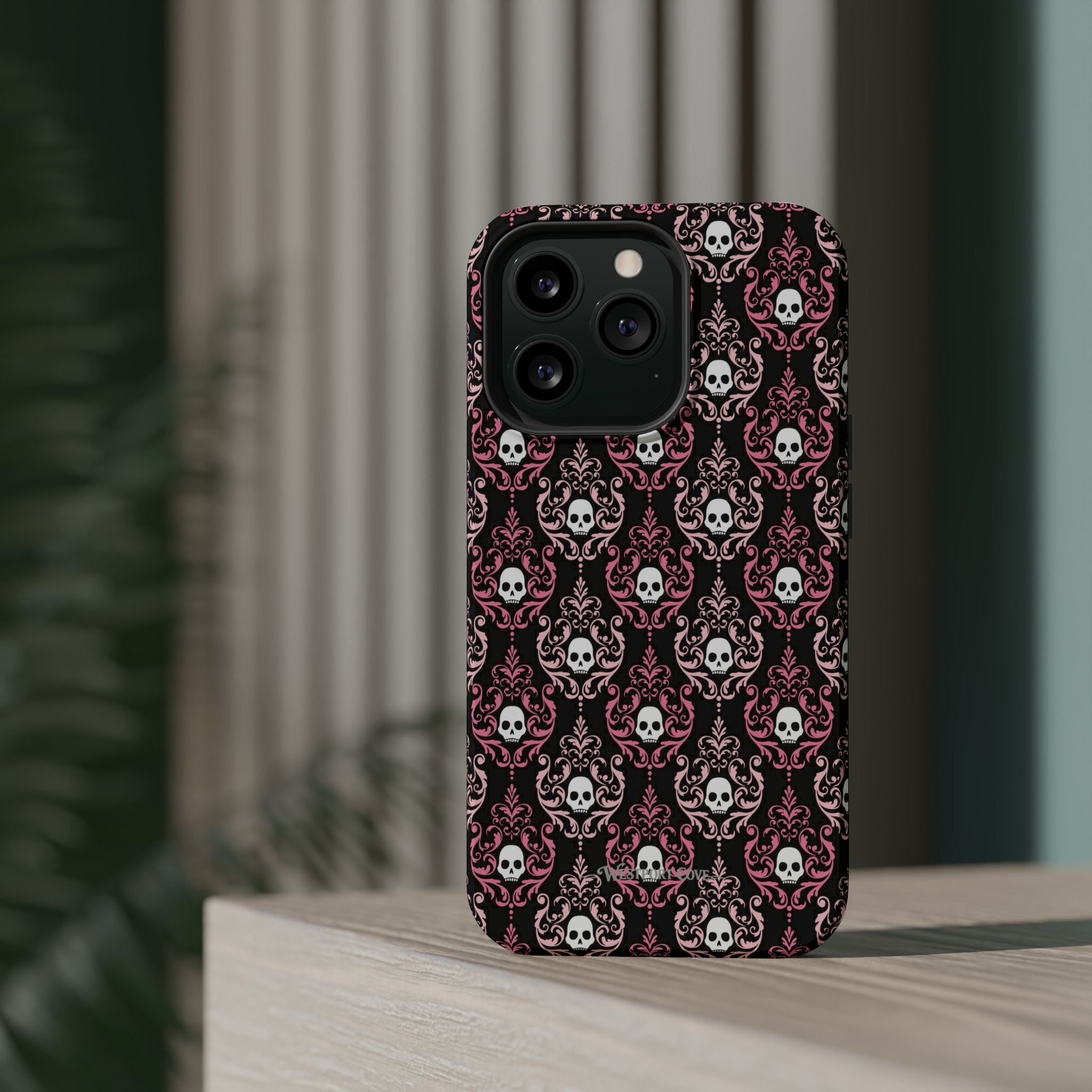 Skull Damask - Extreme MagSafe Phone Case