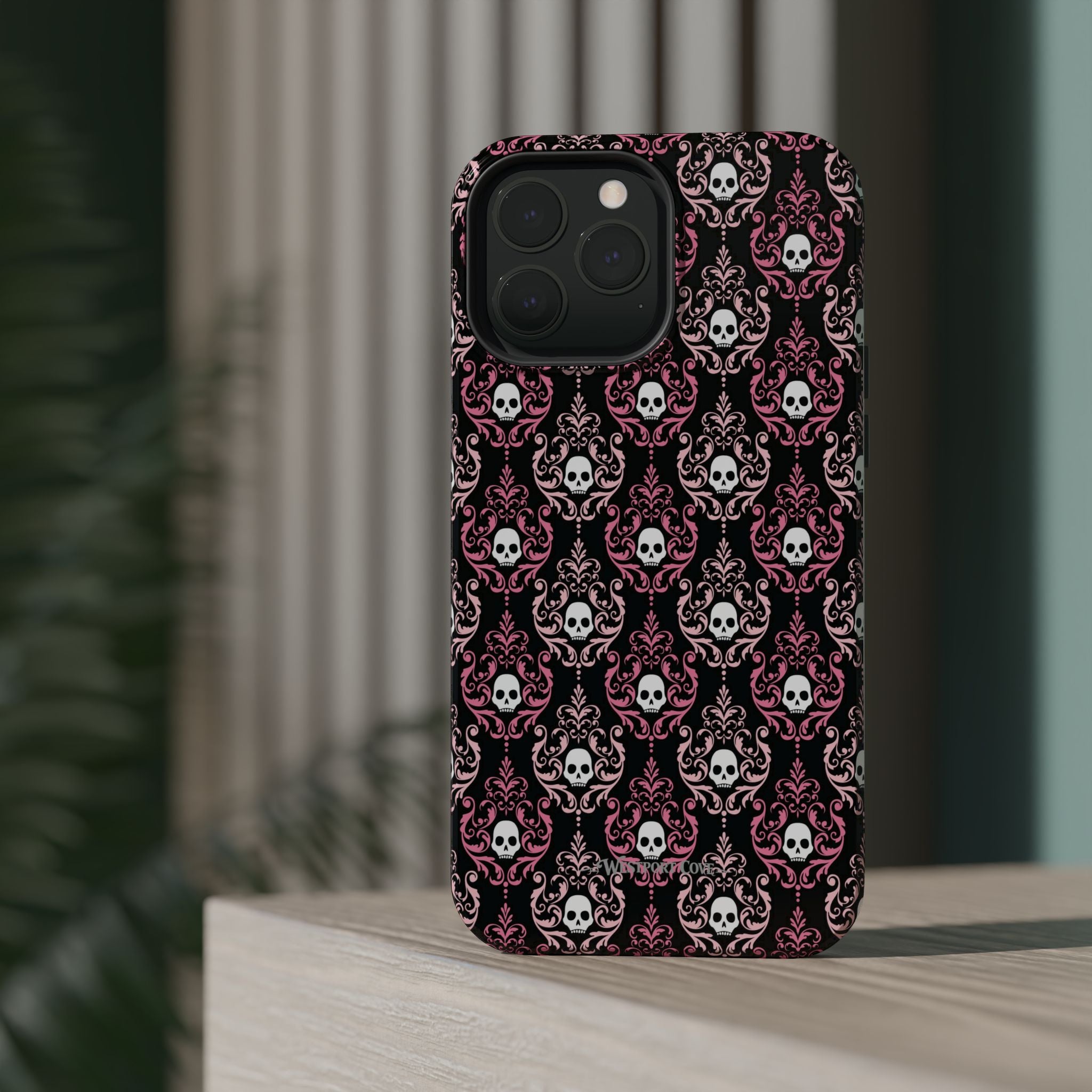 Skull Damask - Extreme MagSafe Phone Case