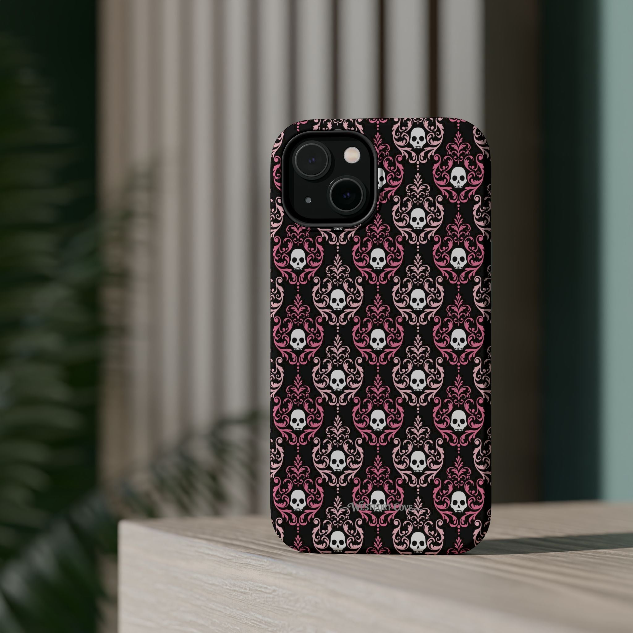 Skull Damask - Extreme MagSafe Phone Case