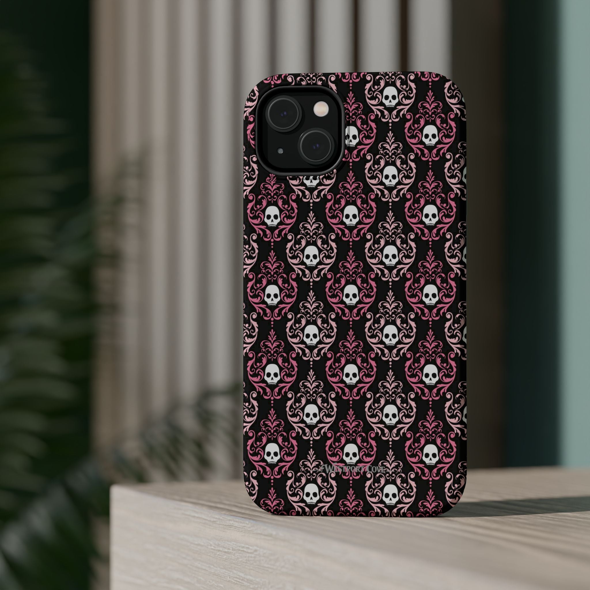 Skull Damask - Extreme MagSafe Phone Case