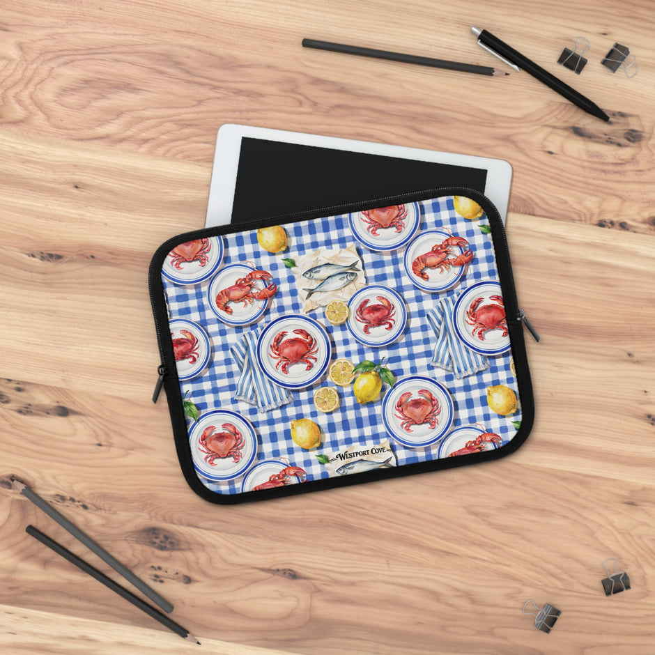 Seafood Picnic - Safe Harbor Laptop Sleeve